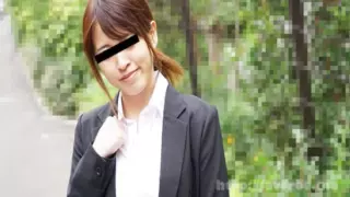 [10musume-071822_01] Interview with a Serious and Neat Job Hunting Student Who Is Vulnerable to Pushing