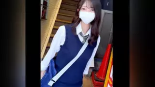 Cover: [FC2-PPV-4607468] [Trending Work] A controversial 18-year-old idol trainee on hiatus.