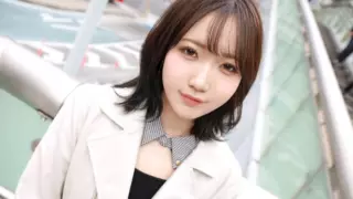 [SIRO-5722] The Exorcist’ movie-level massive transformation!? Riko (22, student). Her eyes change color the moment a cock flops out… Ultimate duality… A genuine sex swamp girl!! Applied for AV online → AV experience shoot 2608