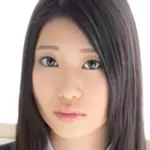 Narumi Hina